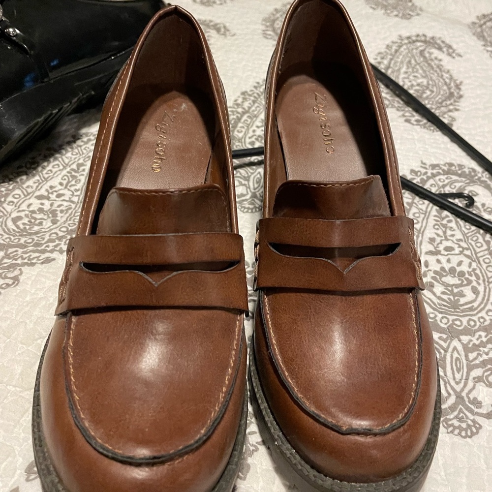 Y2K Chunky loafers